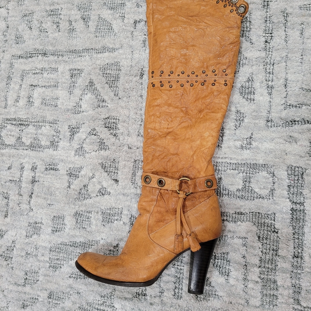 Beautiful boots size 7.5